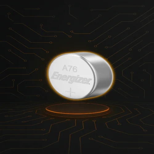 Pila A76 alcalina equivalente LR44, usada en relojes, juguetes y linternas chicas.
